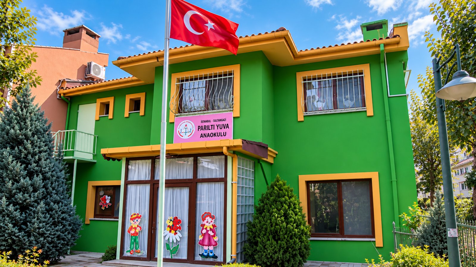 Parıltı Yuva anaokulu binası ve girişi
